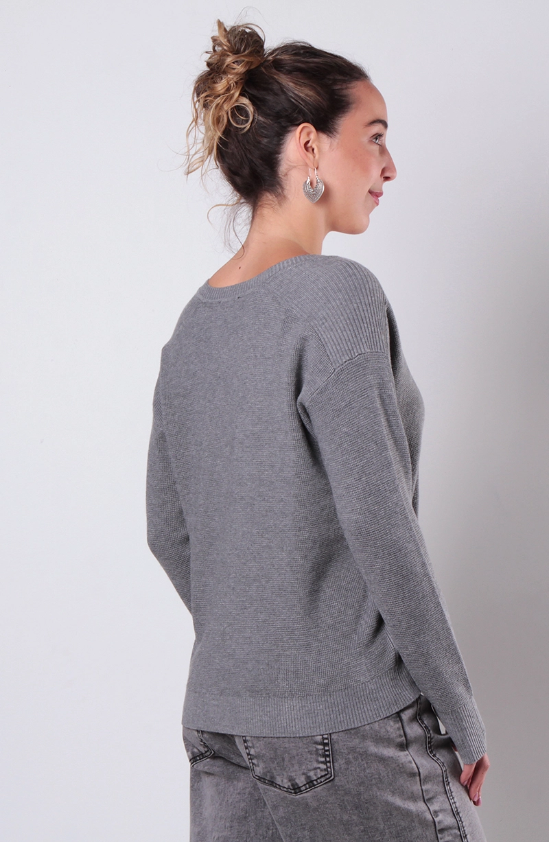 SWEATER MANGA LARGA ESCOTE V - 6