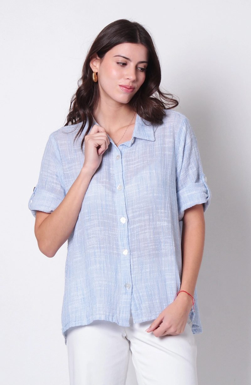 BLUSA MANGA 3/4 ABOTONADA EN DELANTERO - 1