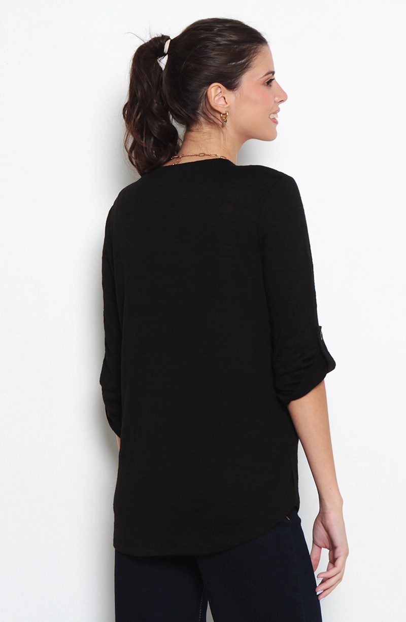 BLUSA MANGA 3/4 ABOTONADO EN DELANTERO CON BOLSILLO ESCOTE V - 6