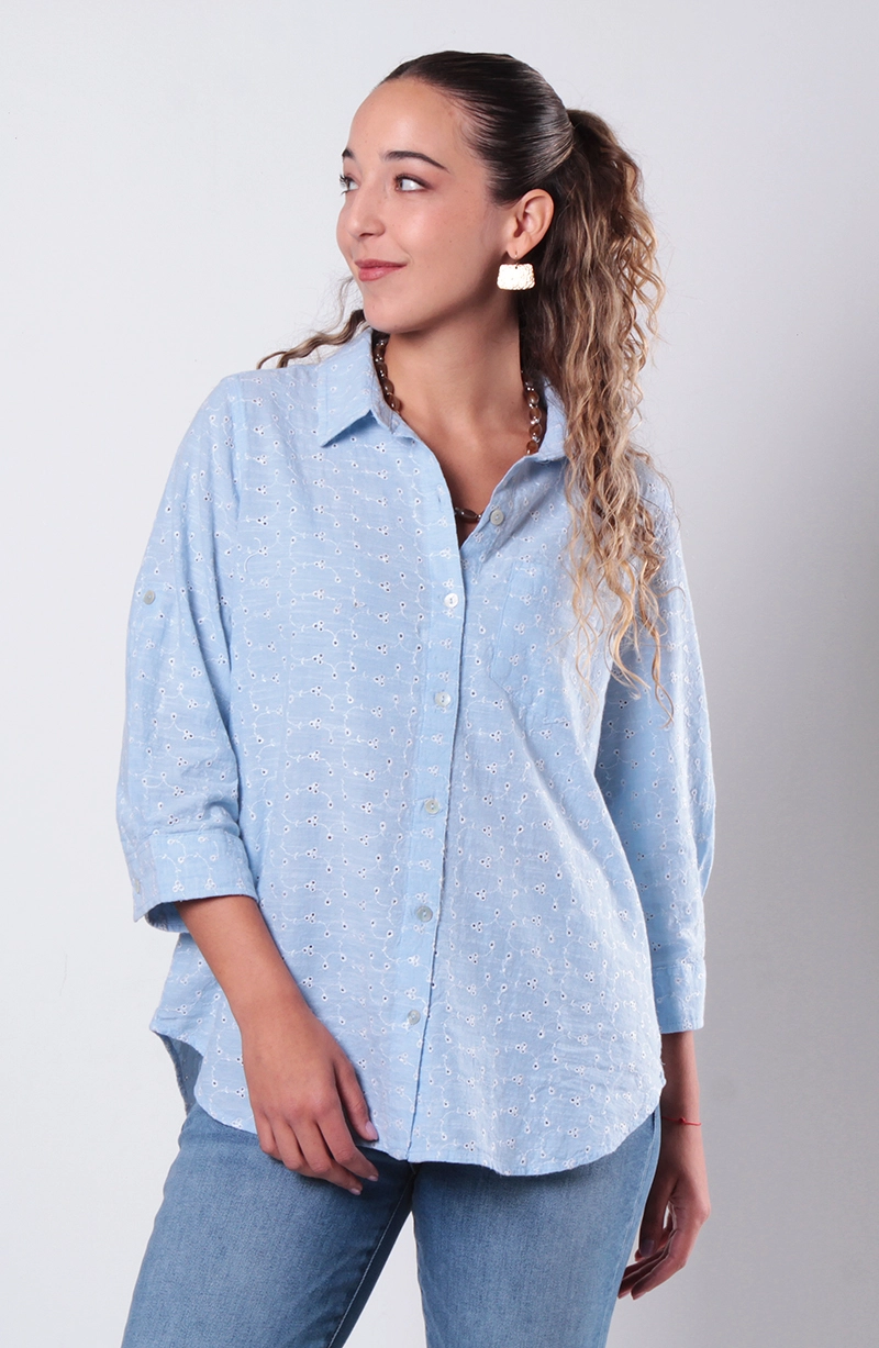 BLUSA MANGA 3/4 ABOTONADA EN DELANTERO CON BOLSILLO - 2