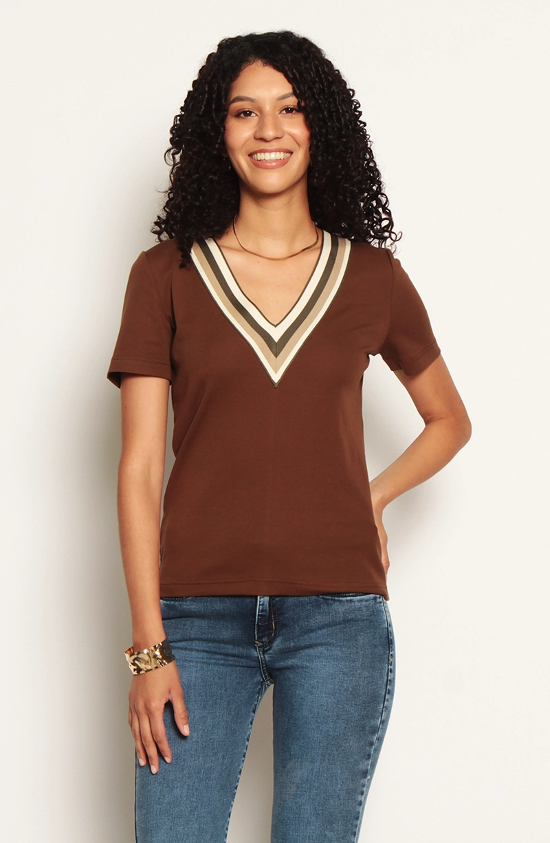 POLERA MANGA CORTA ESCOTE V - 1
