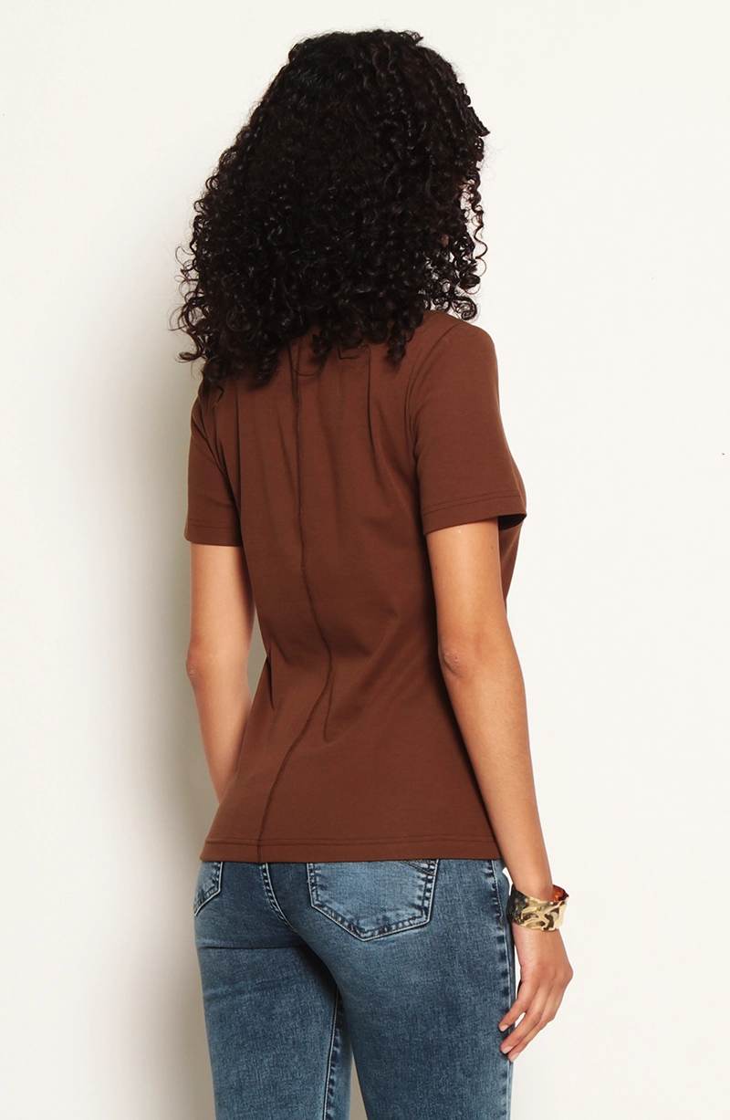 POLERA MANGA CORTA ESCOTE V - 6