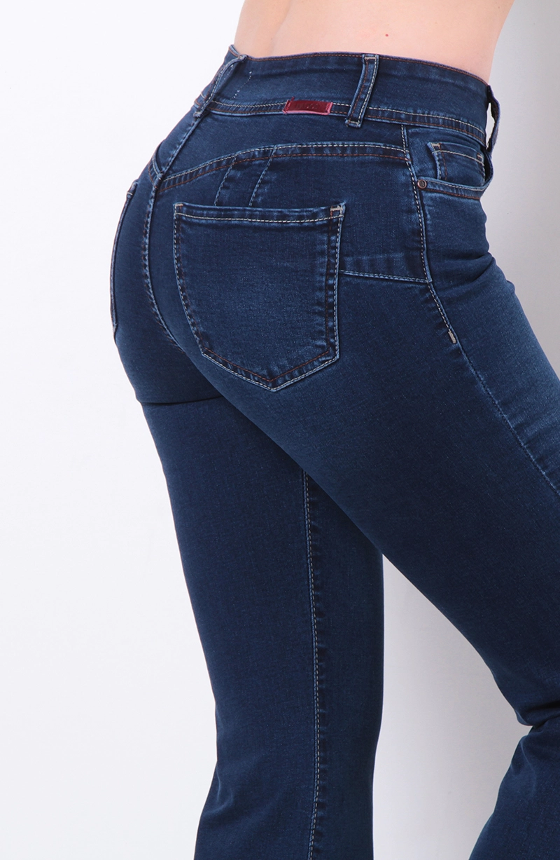 JEANS MUJER TIRO ALTO PIERNA FLARE PUSH UP PRETINA MEDIA - 8