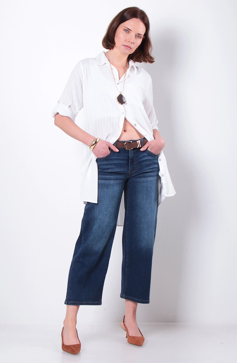 JEANS WIDE LEG CROPED TIRO MEDIO PRETINA BASICA CON CINTURON - 4