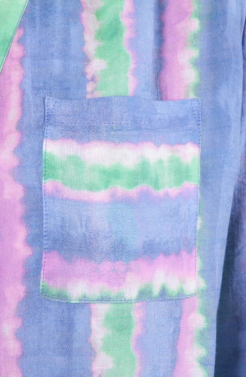 BLUSA MANGA LARGA LISTADA ABOTONADA EN DELANTERO Y BOLSILLO - 6