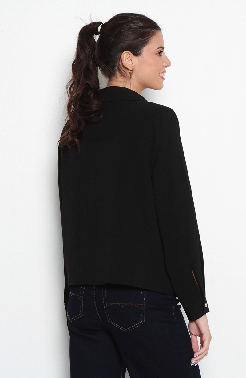 BLUSA MANGA LARGA ABOTONADA EN DELANTERO CON BOLSILLOS - 4
