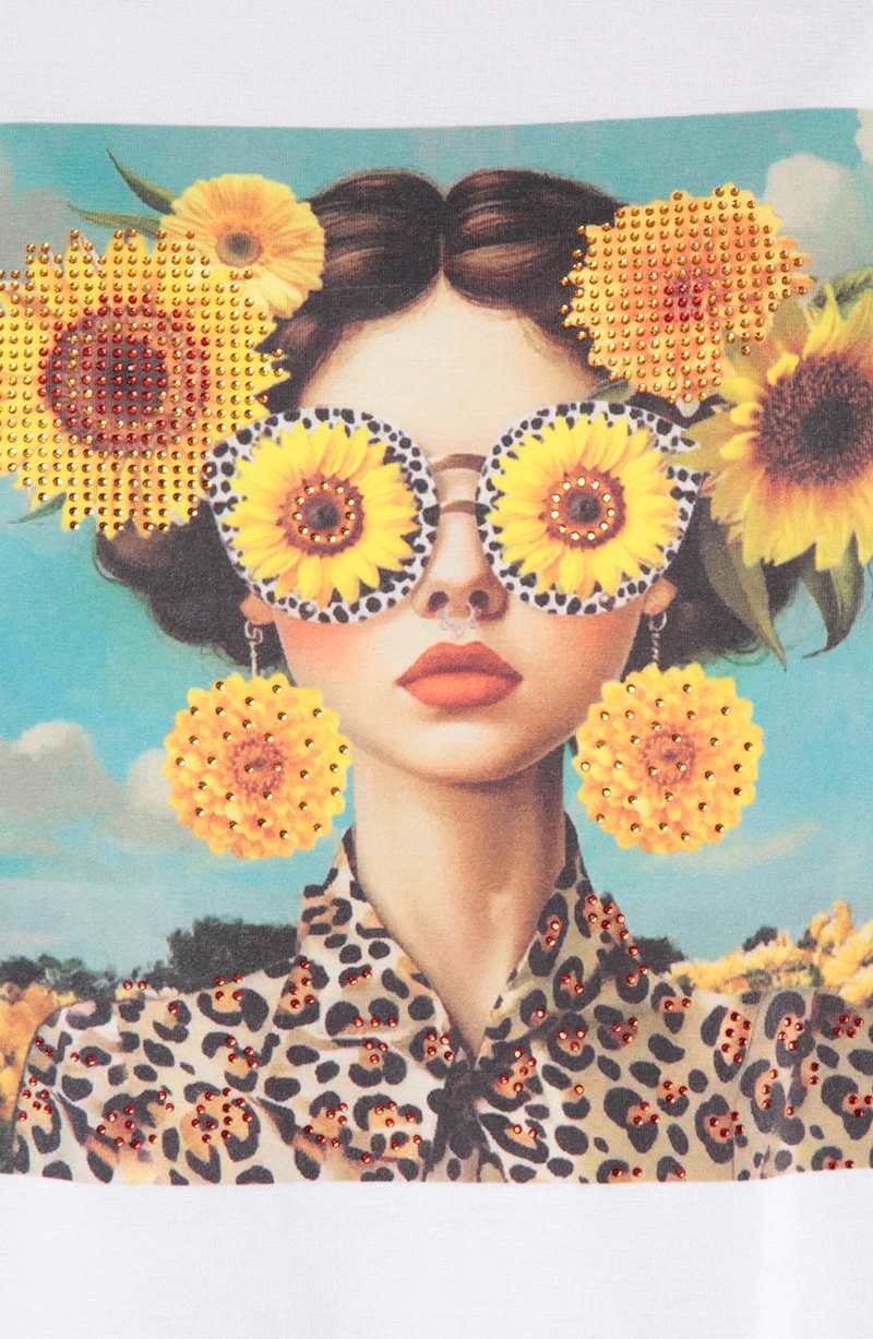 POLERA MANGA CORTA CON ESTAMPADO GIRASOLES - 2