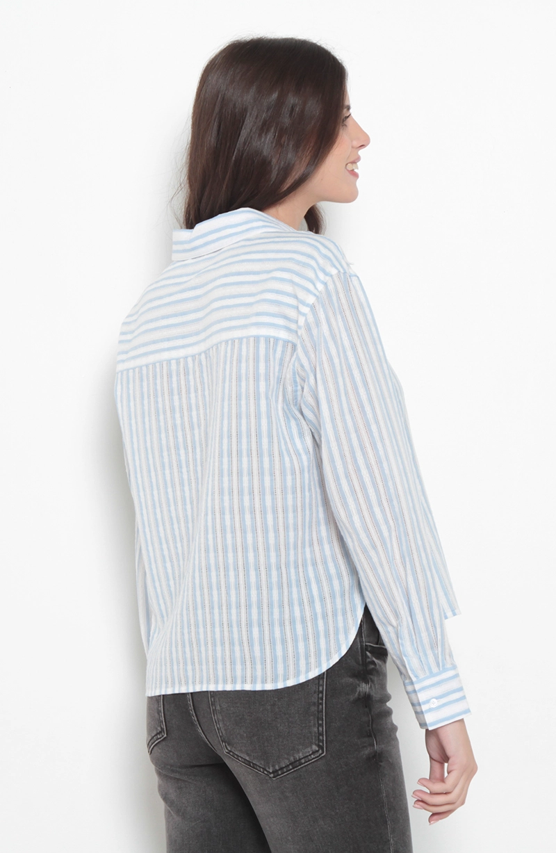 BLUSA MANGA LARGA LISTADA ABOTONADA EN DELANTERO - 4