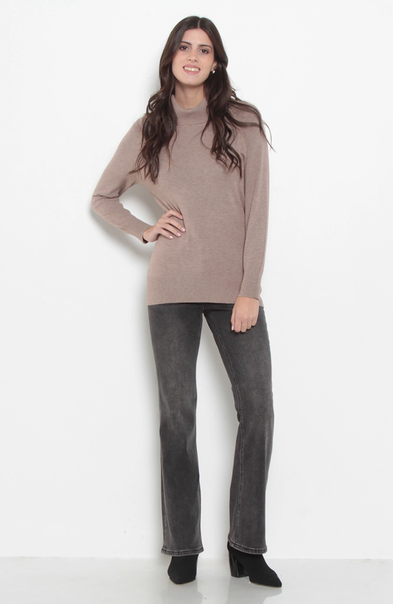 SWEATER MANGA LARGA CUELLO ALTO - 3