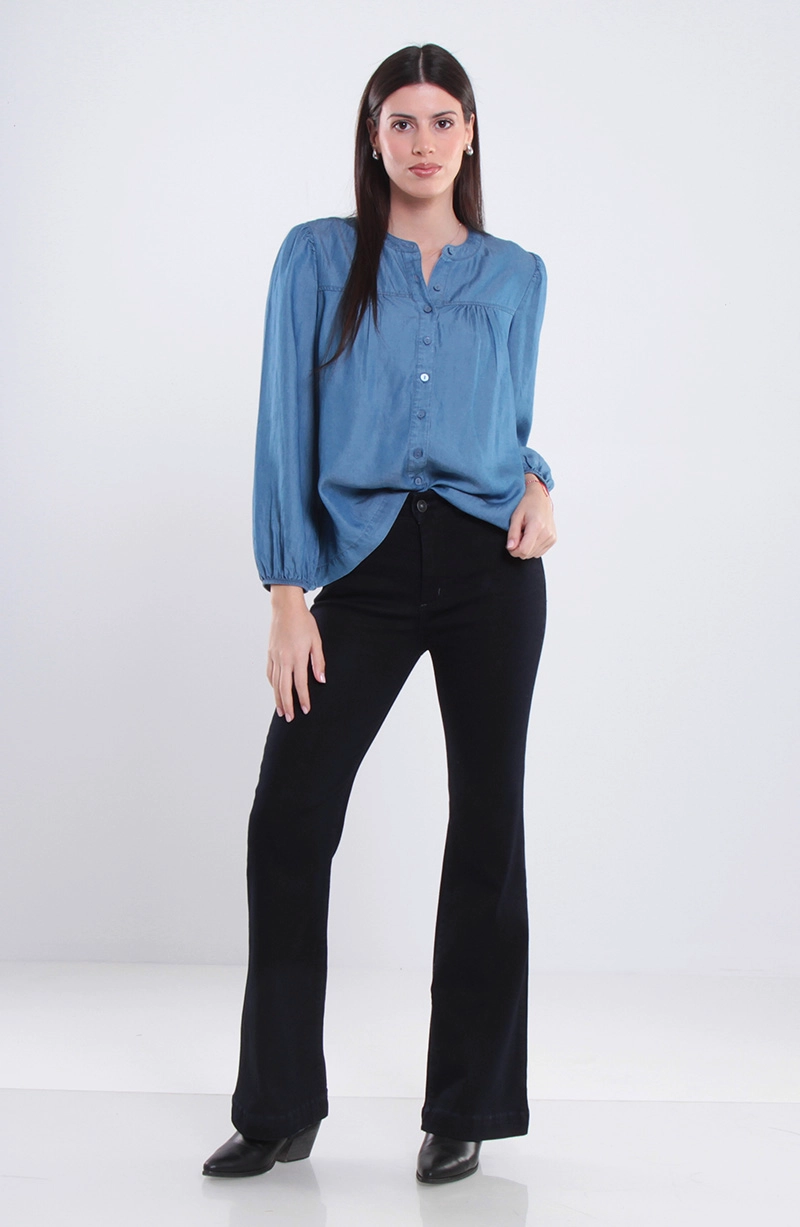 JEANS MUJER FLARE TIRO ALTO PRETINA BASICA 1 BOTON PUSH UP - 3