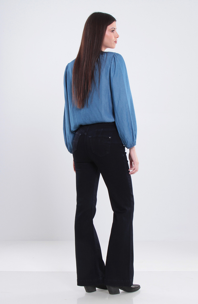 JEANS MUJER FLARE TIRO ALTO PRETINA BASICA 1 BOTON PUSH UP - 8