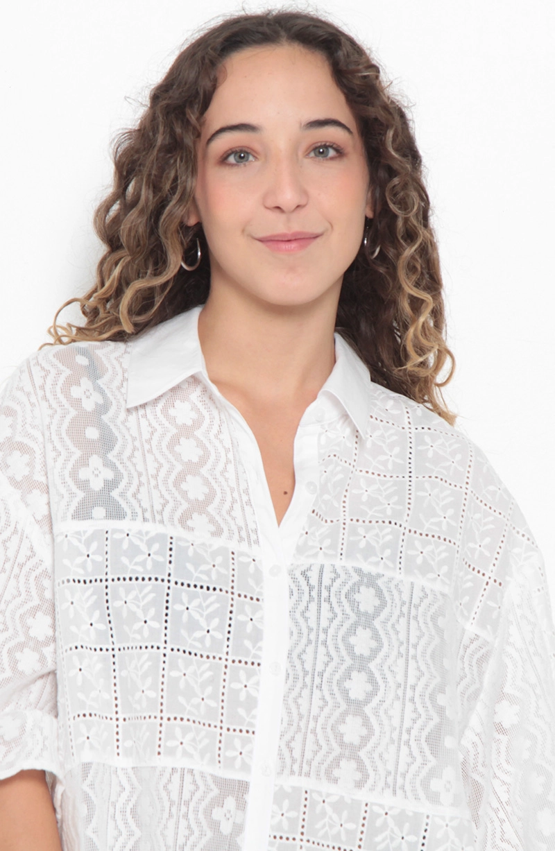 BLUSA MANGA CORTA EMBROIDERY ABOTONADA EN DELANTERO - 2