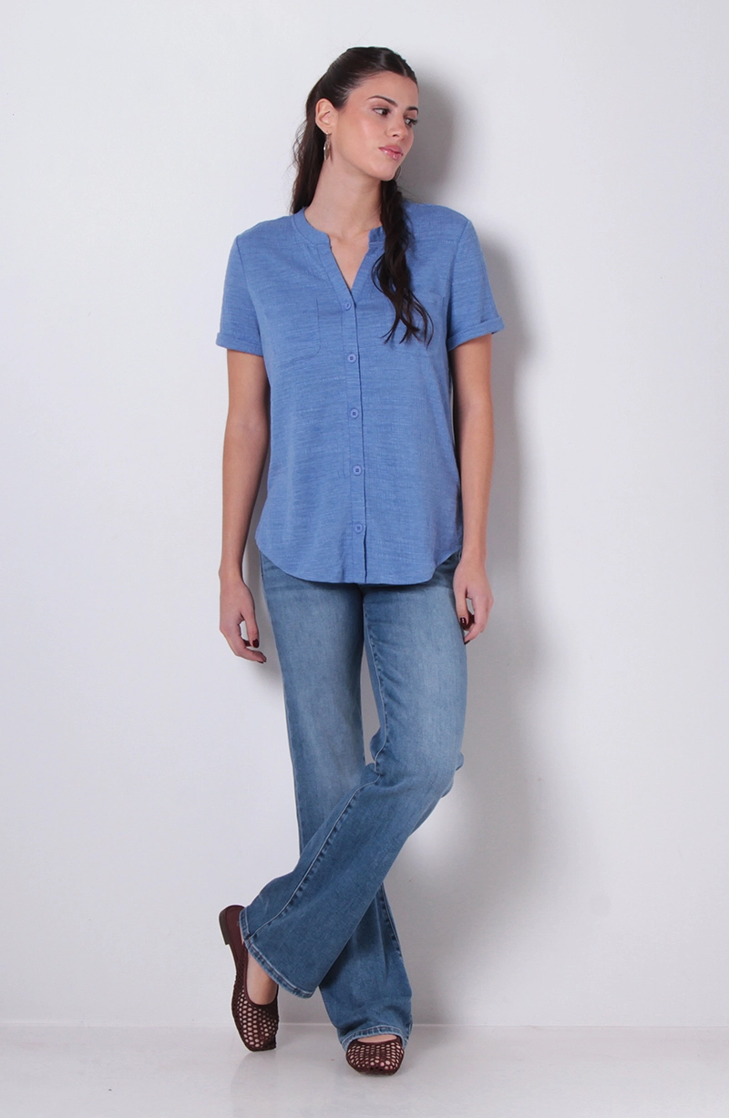BLUSA MANGA CORTA ABOTONADA EN DELANTERO CON BOLSILLO ESCOTE - 3