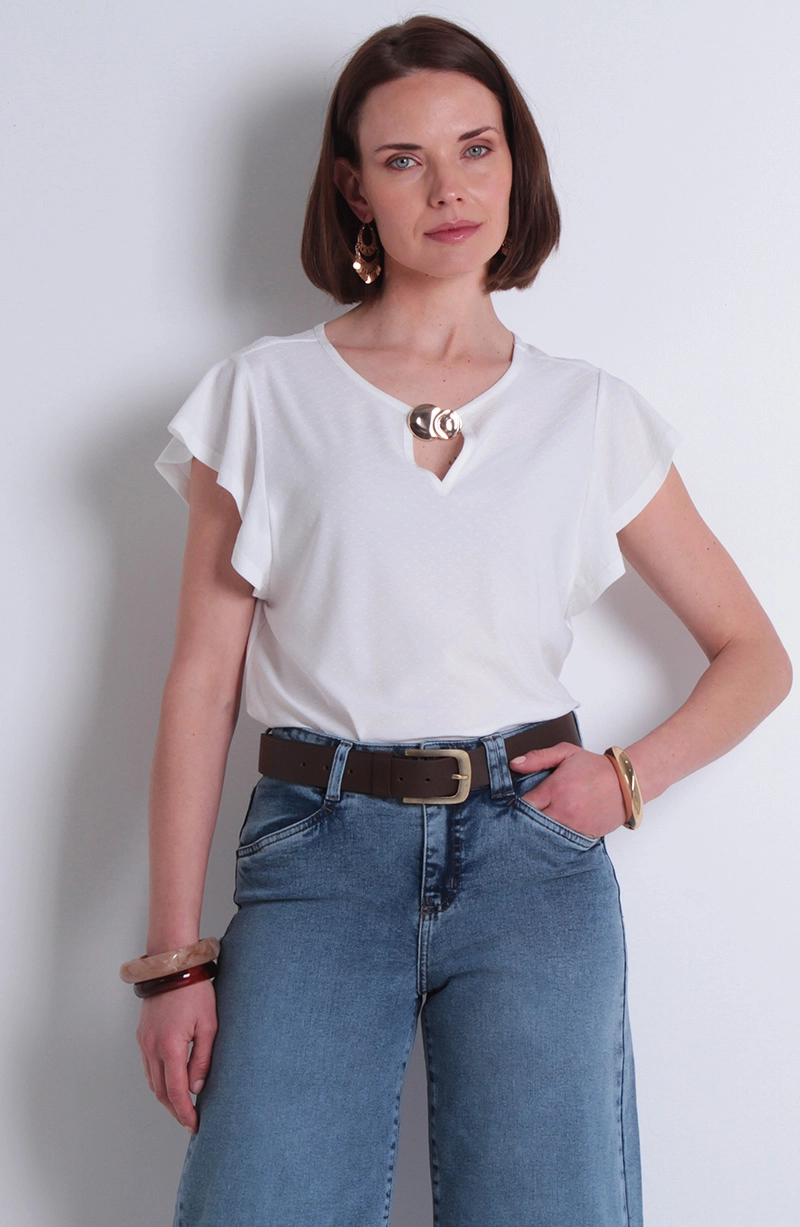 BLUSA MANGA CORTA ESCOTE REDONDO CON APLICACION EN METAL - 1