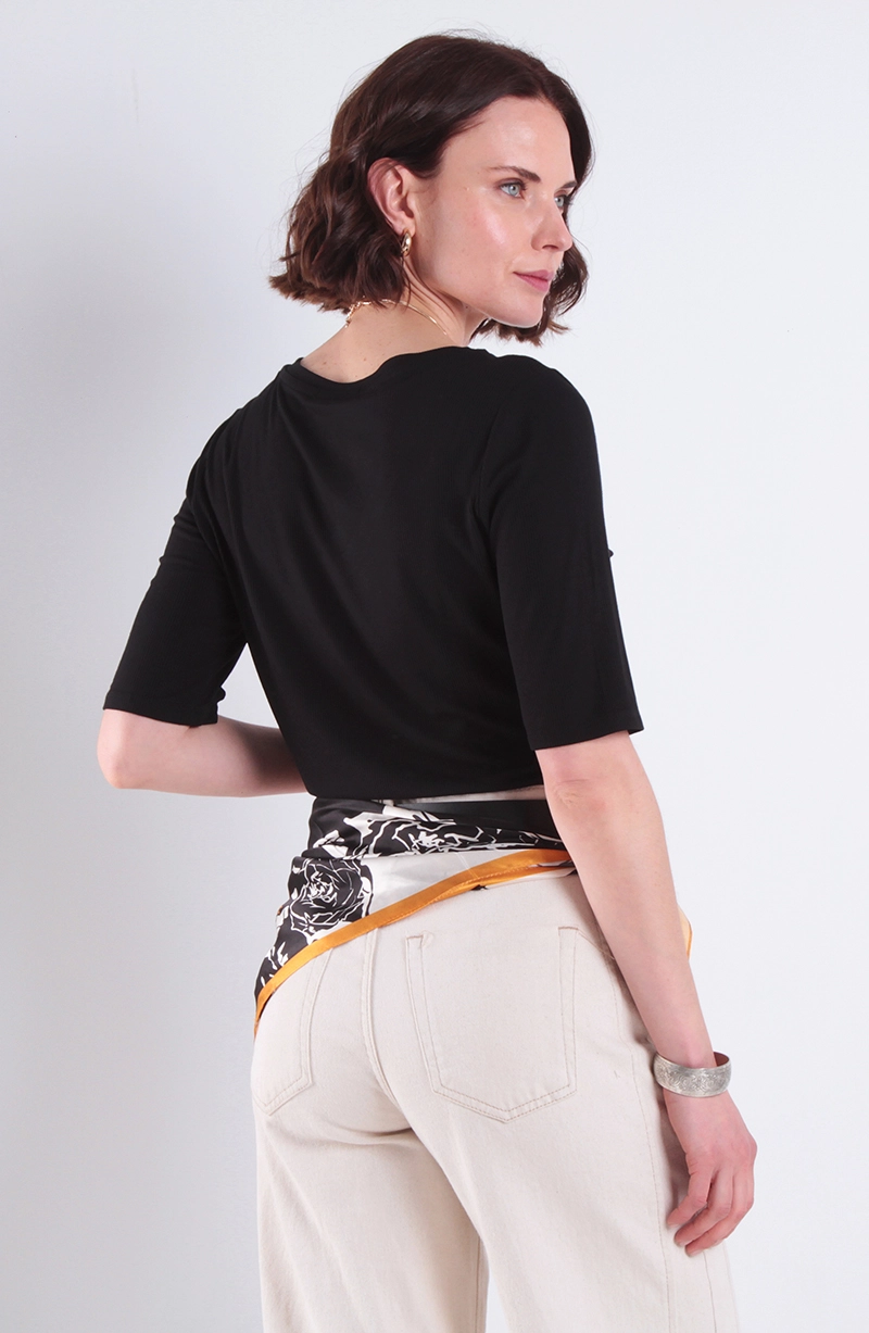 POLERA BASICA MANGA 3/4 ESCOTE V - 4