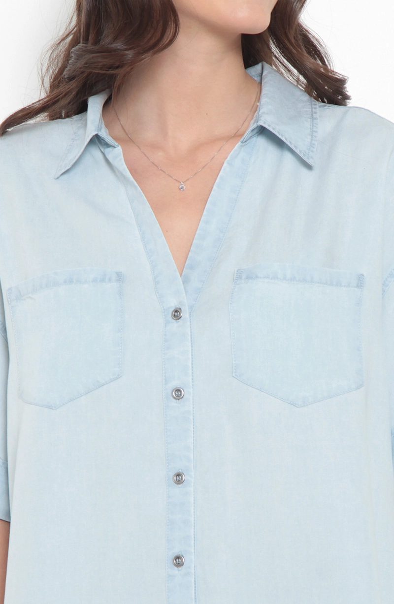 BLUSA LYOCELL MANGA CORTA CON BOLSILLO ESCOTE V - 2