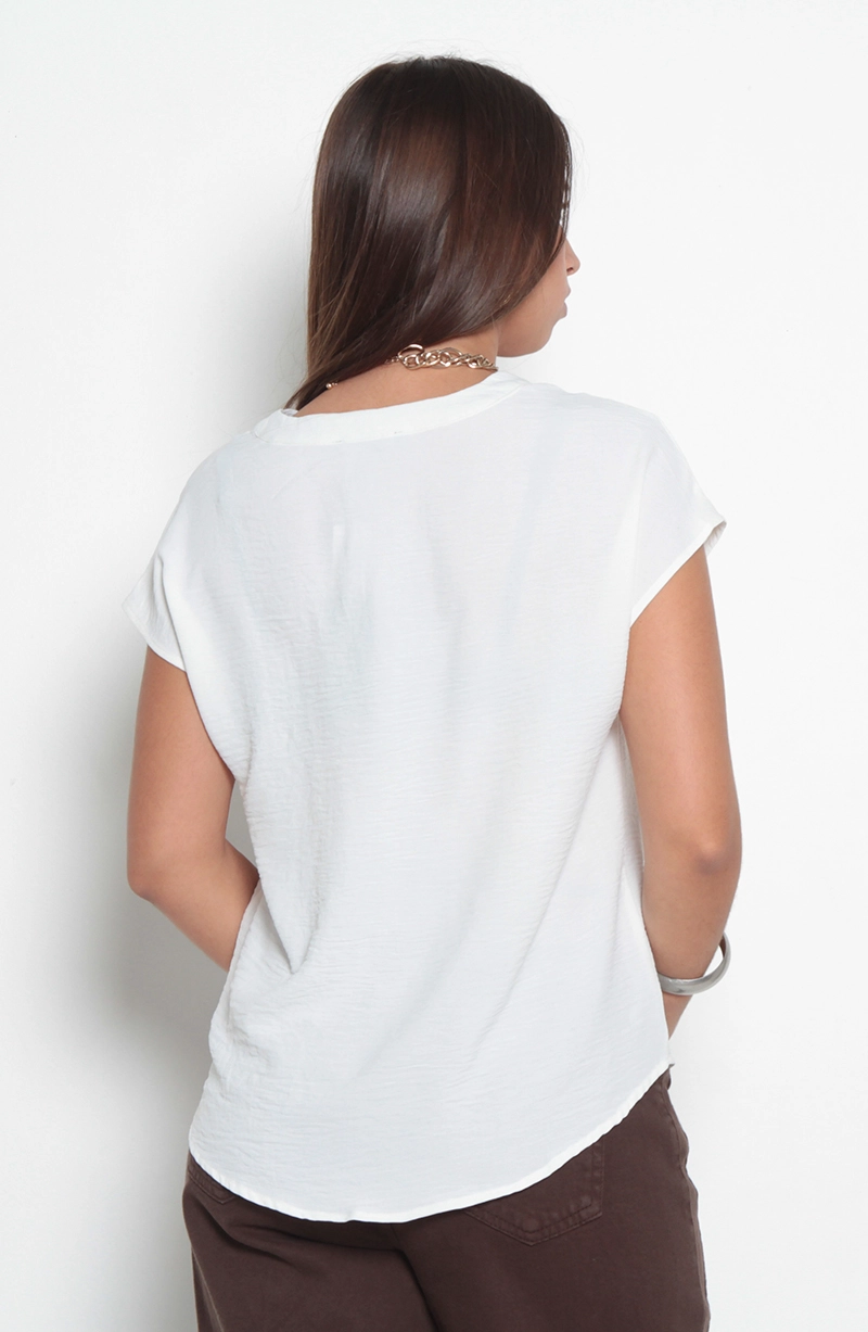 BLUSA MANGA CORTA ESCOTE V CON 2 BOTONES - 4