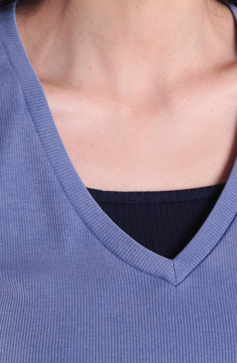 POLERA MANGA CORTA ESCOTE V ACIDWASH - 2