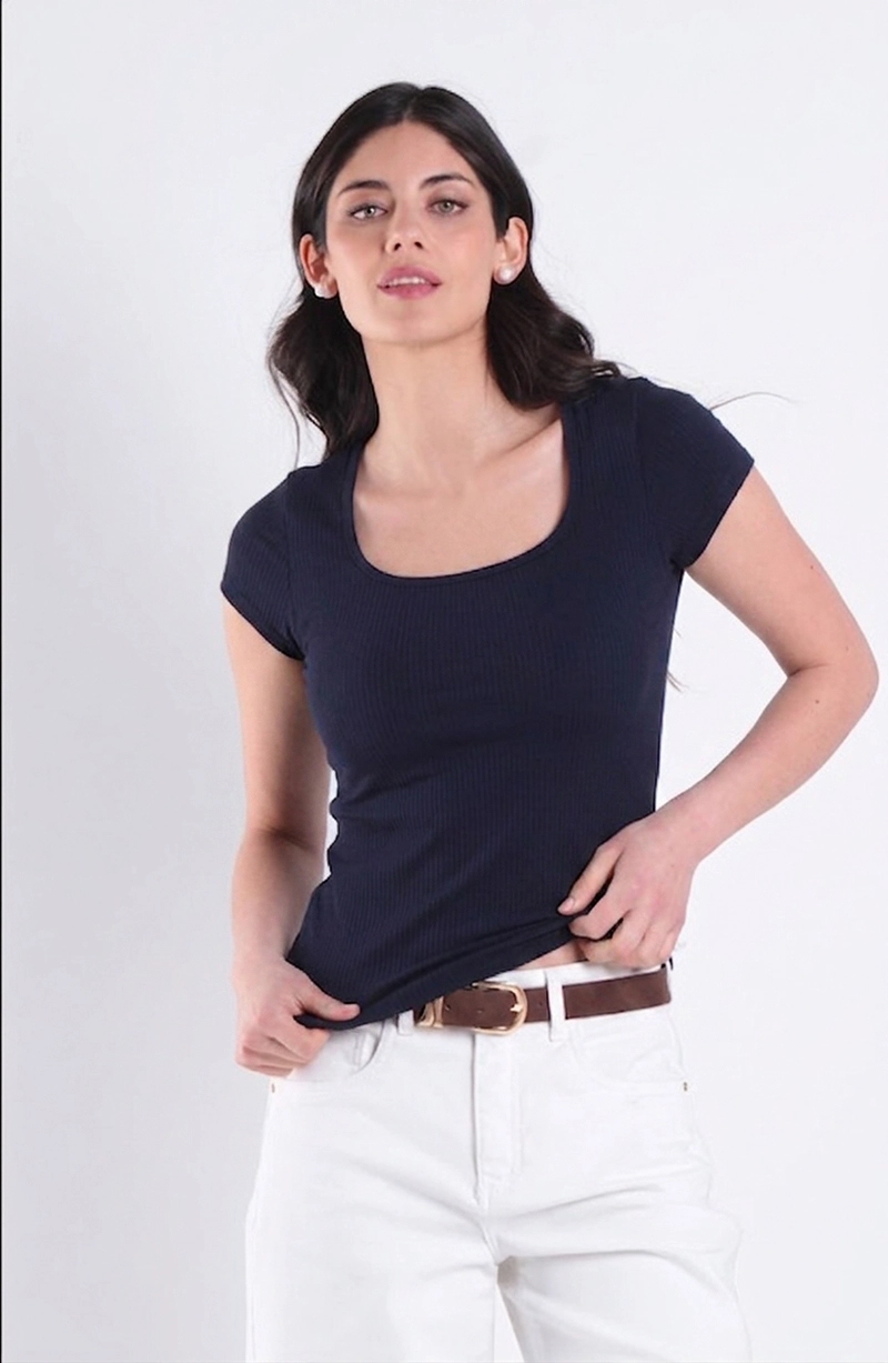 POLERA MANGA CORTA ESCOTE CUADRADO RIB 5X2 - 1