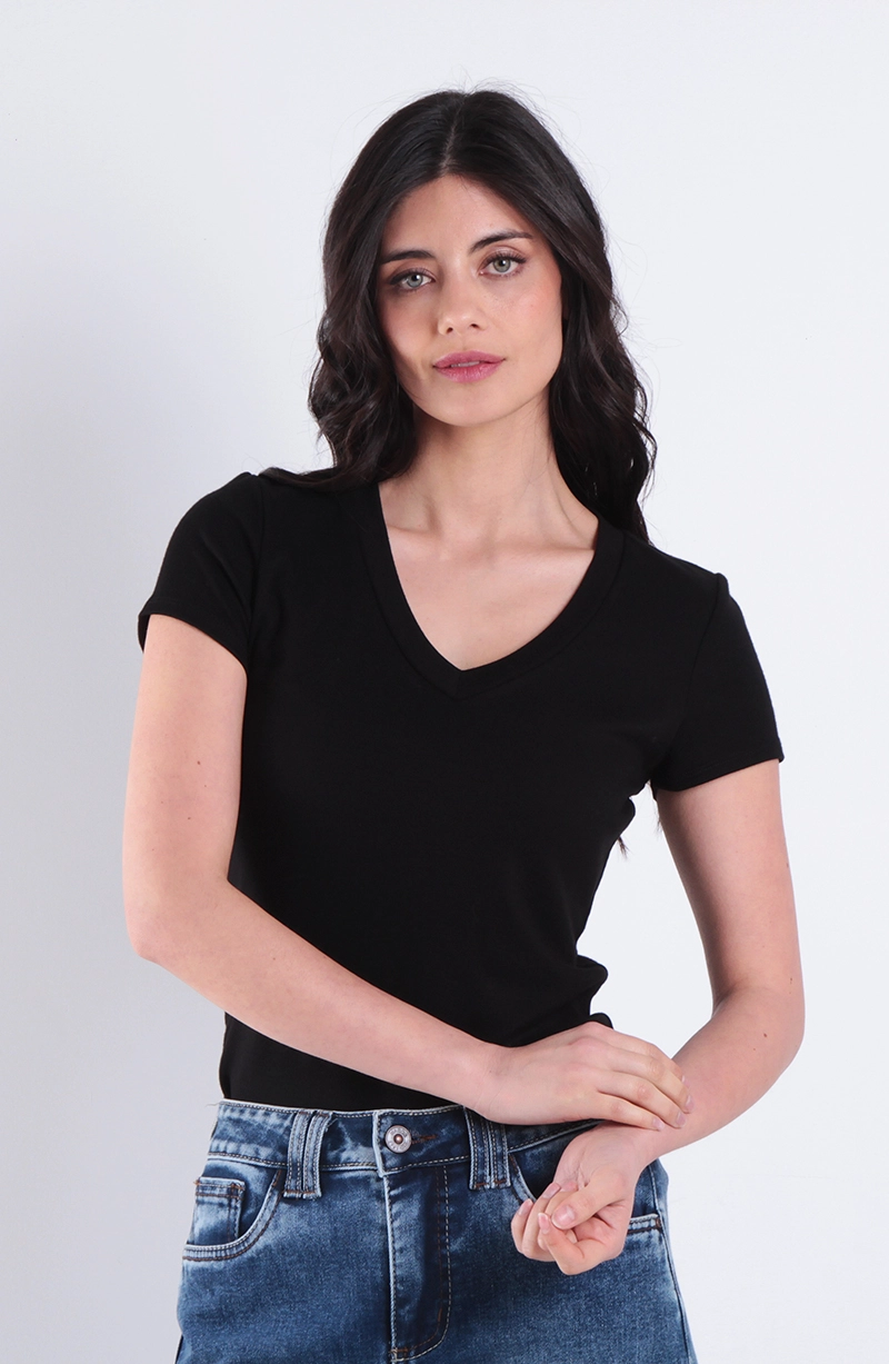 POLERA MANGA CORTA ESCOTE V RIB 1X1 - 1