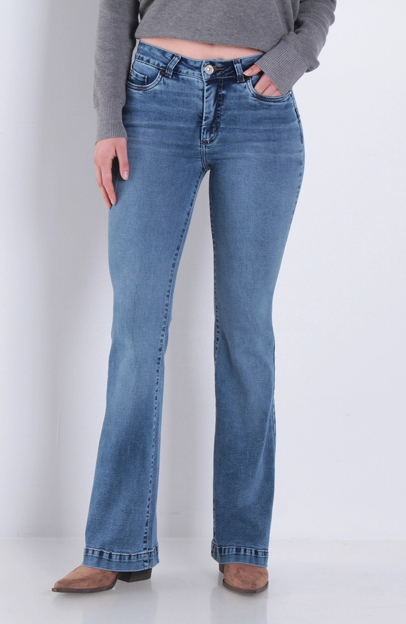 JEANS MUJER FLARE TIRO ALTO PRETINA BASICA 1 BOTON PUSH UP - 1