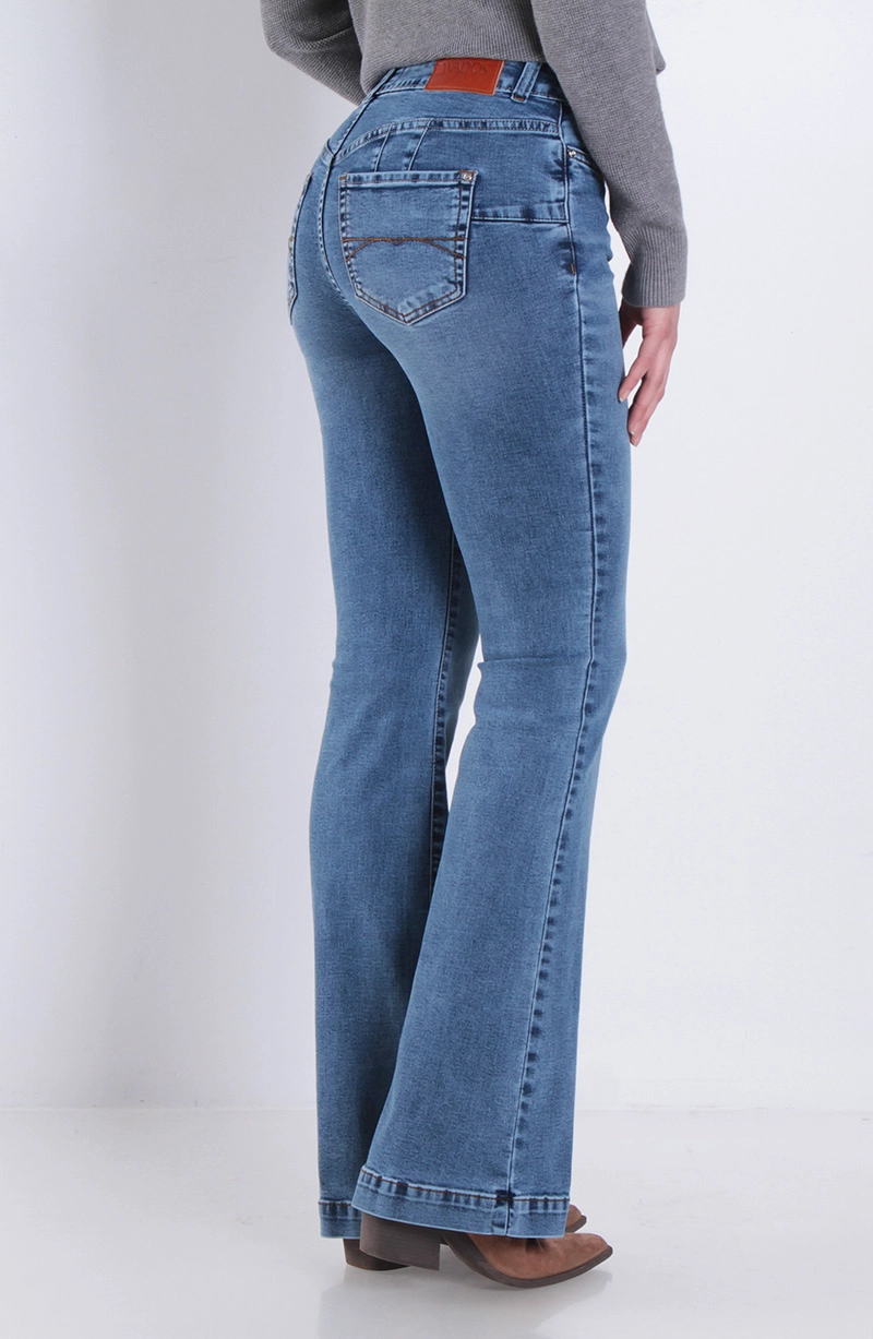 JEANS MUJER FLARE TIRO ALTO PRETINA BASICA 1 BOTON PUSH UP - 4
