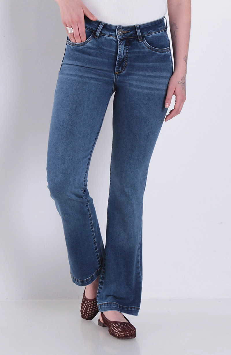 JEANS MUJER  RECTO TIRO BAJO PRETINA BASICA 1 BOTON - 1