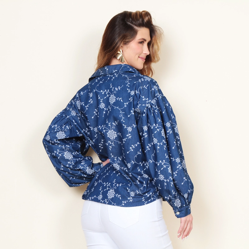 BLUSA MANGA LARGA DENIM ESTAMPADO ABOTONADA EN DELANTERO - 4