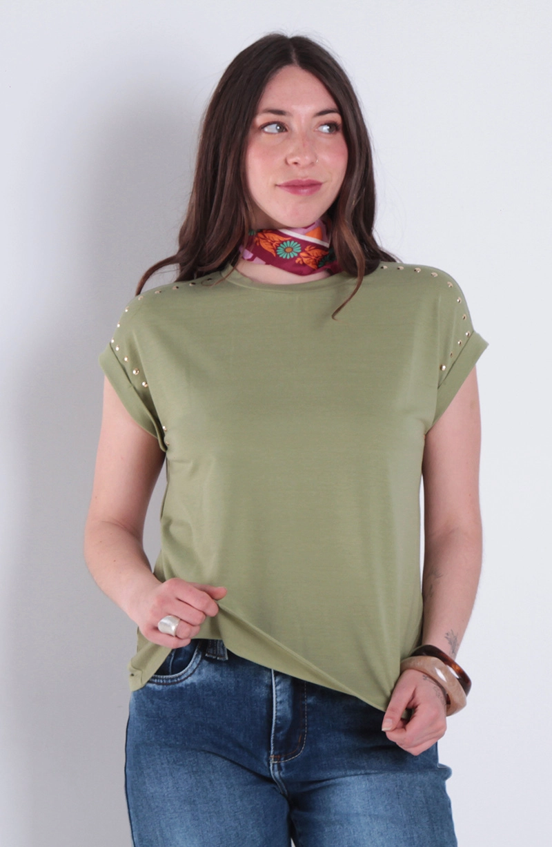 POLERA MANGA CORTA ESCOTE REDONDO CON APLICACION EN HOMBRO - 1