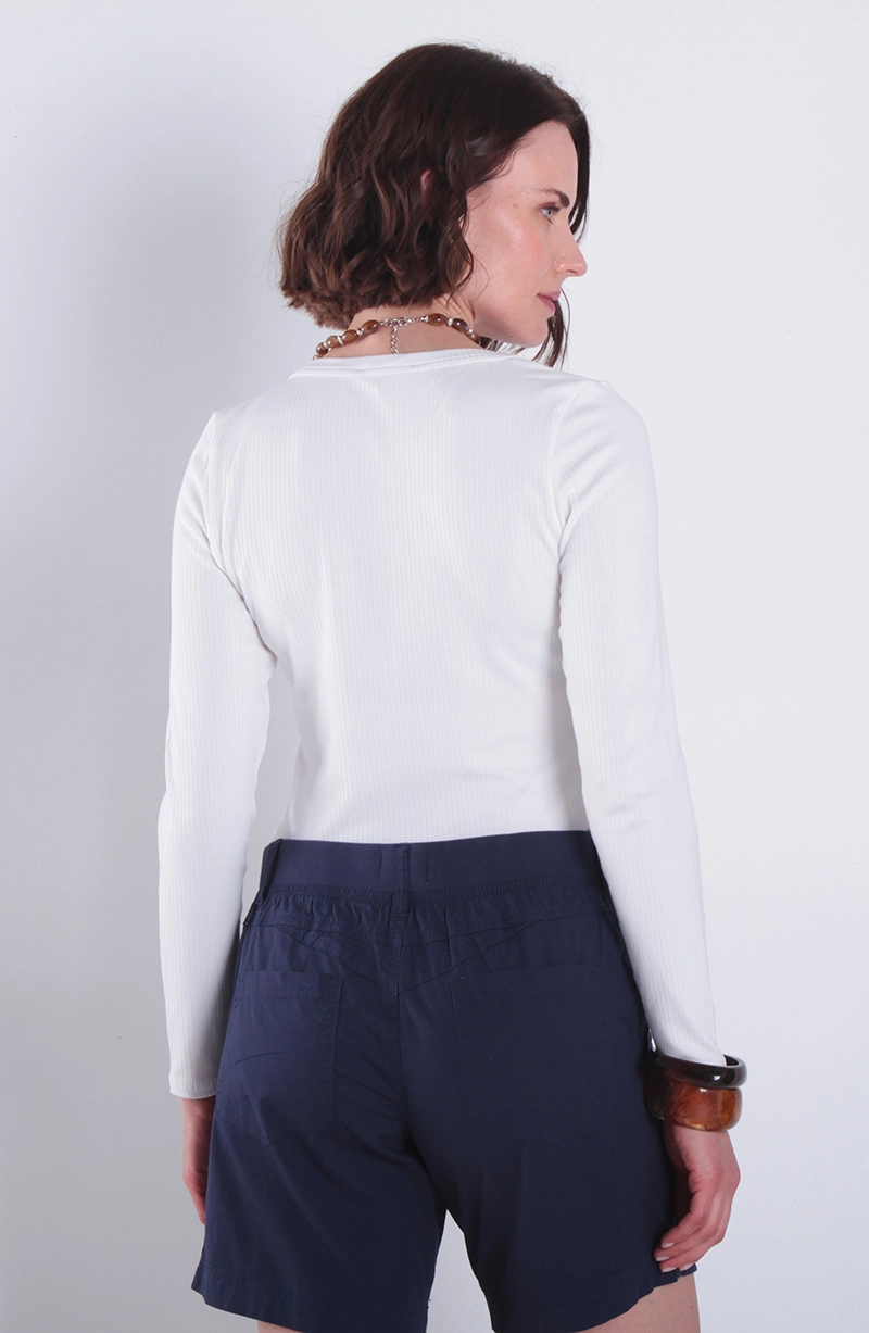 POLERA MANGA LARGA ESCOTE V RIB 5X2 - 4