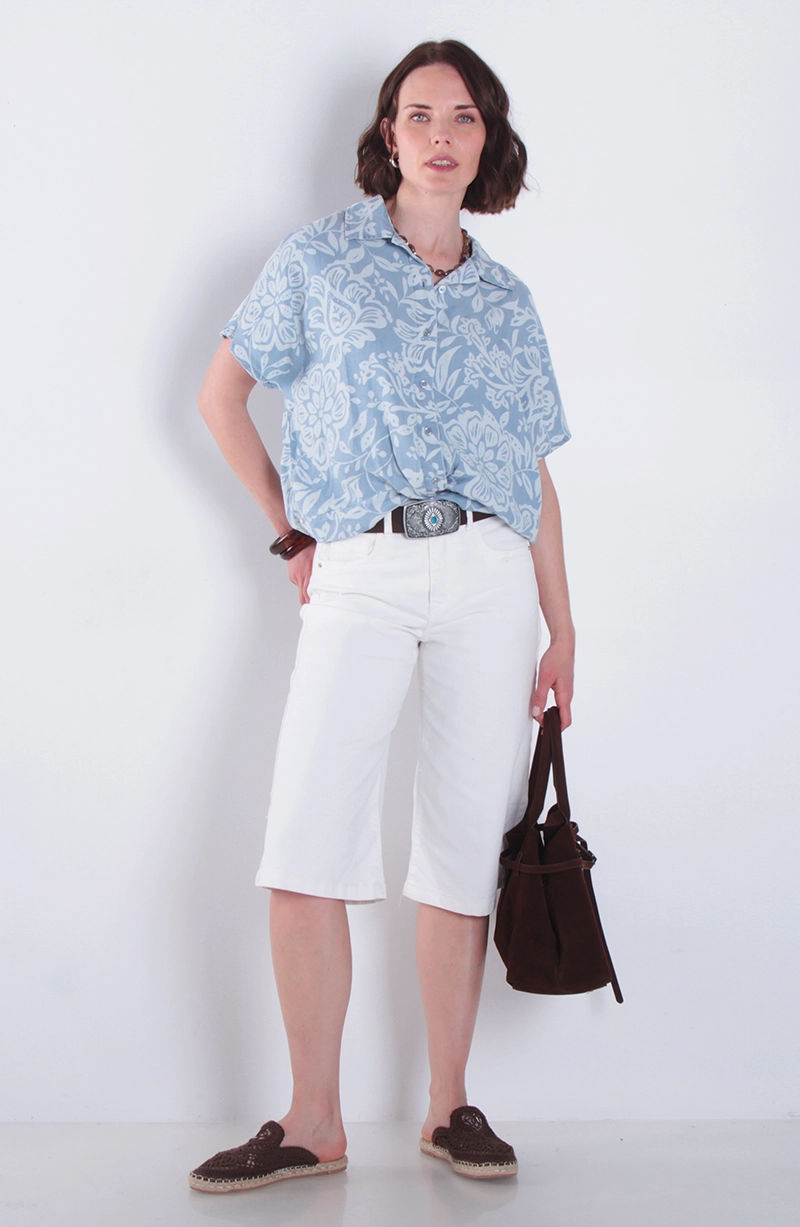 BLUSA LYOCELL ESTAMPADA MANGA CORTA ABOTONADA EN DELANTERO - 3