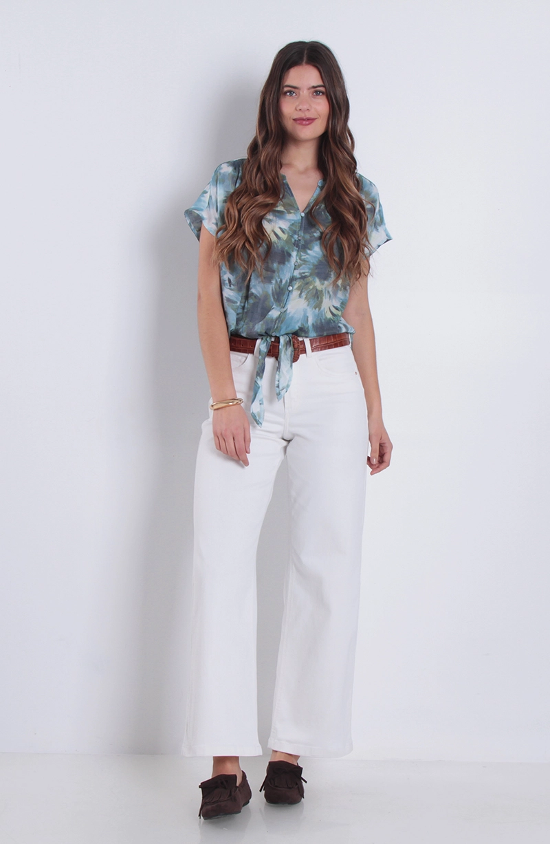 BLUSA ESTAMPADA MANGA CORTA CUELLO MAO ESCOTE V AMARRADA - 3