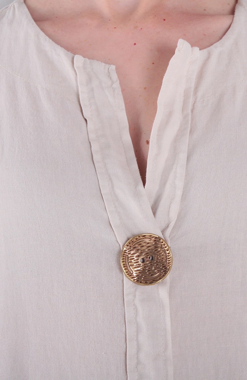 BLUSA LINO MANGA 3/4 ESCOTE V CON 1 BOTON - 2