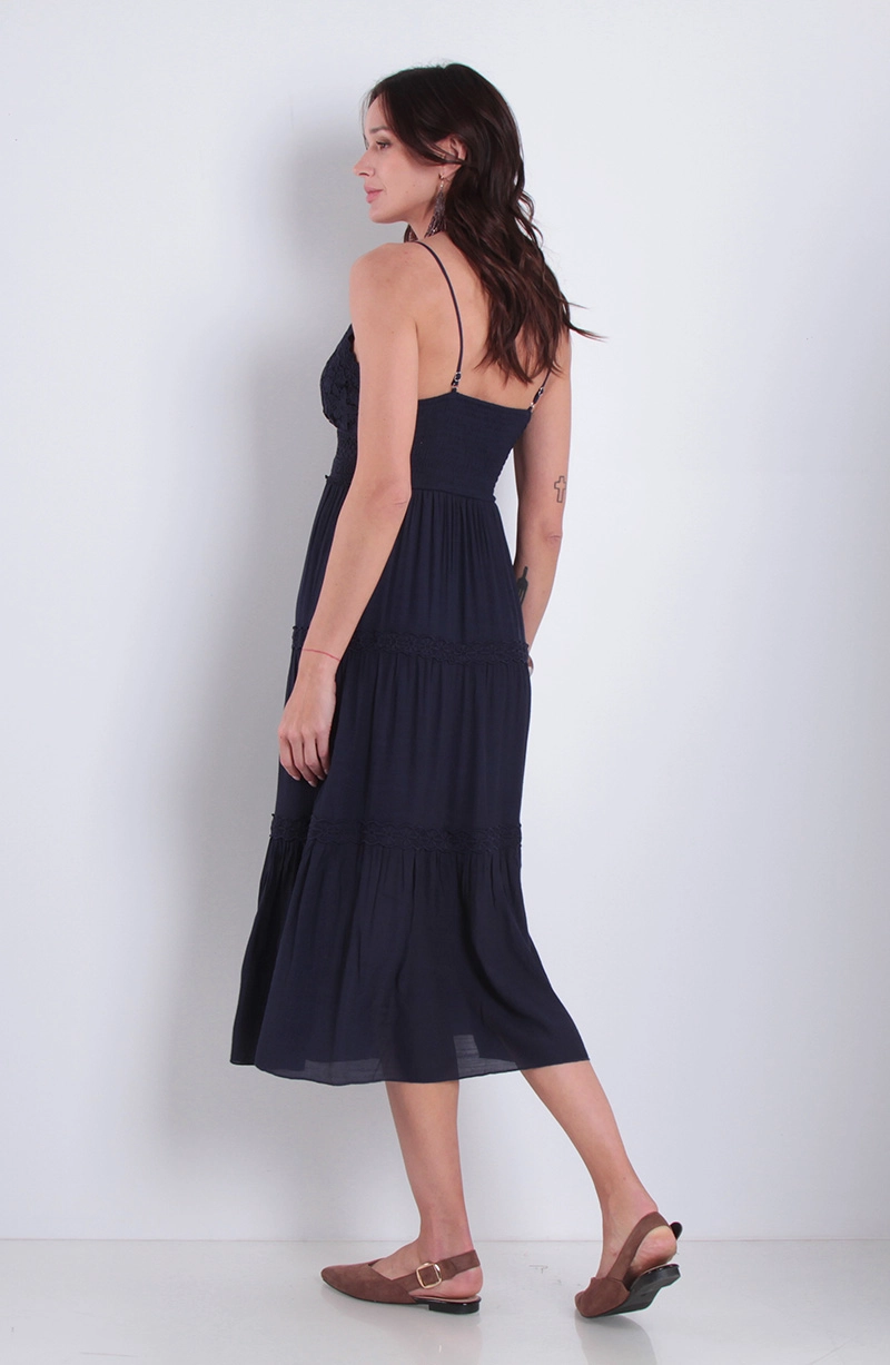 VESTIDO SIN MANGA CON APLICACION EN BUSTO ESCOTE V - 4