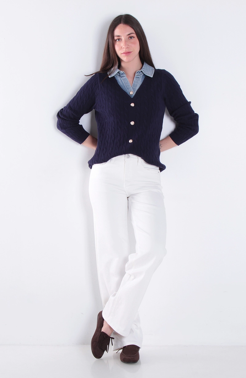 CHALECO MANGA LARGA ESCOTE V CON BLUSA DENIM - 2