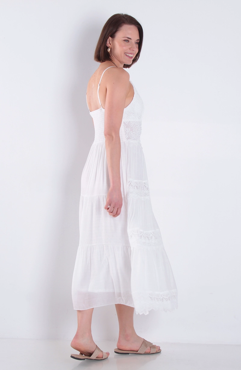 VESTIDO SIN MANGA CON APLICACION ESCOTE V - 4