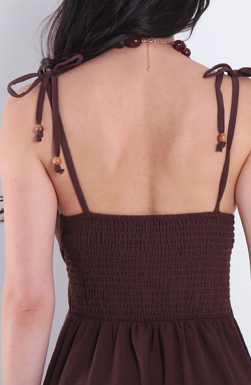 VESTIDO CORTO SIN MANGA CON CORTE EN BUSTO - 2