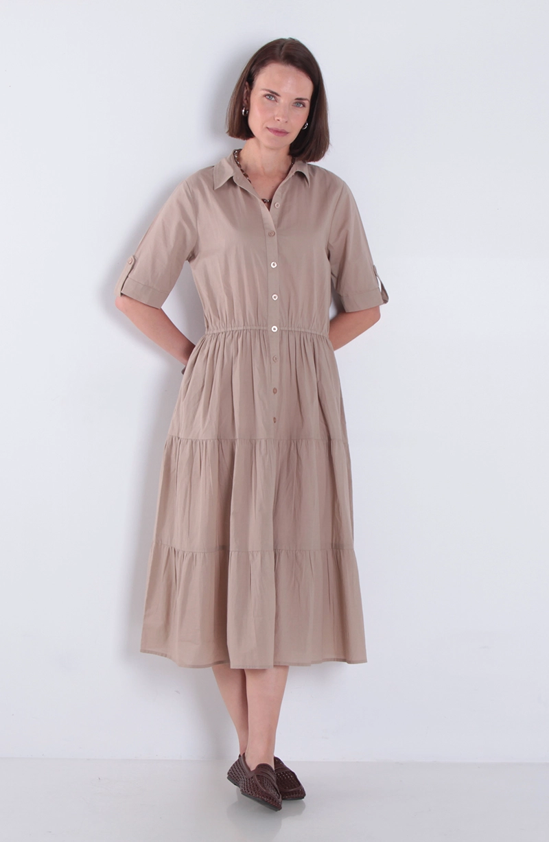 VESTIDO MANGA CORTA ABOTONADO Y CON CINTURA ELASTICADA - 3