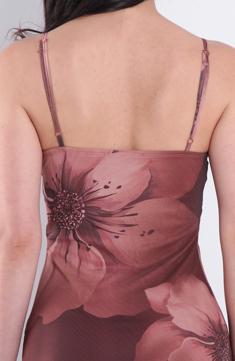 VESTIDO ESTAMPADO SIN MANGA CON CORTE EN BUSTO Y - 2