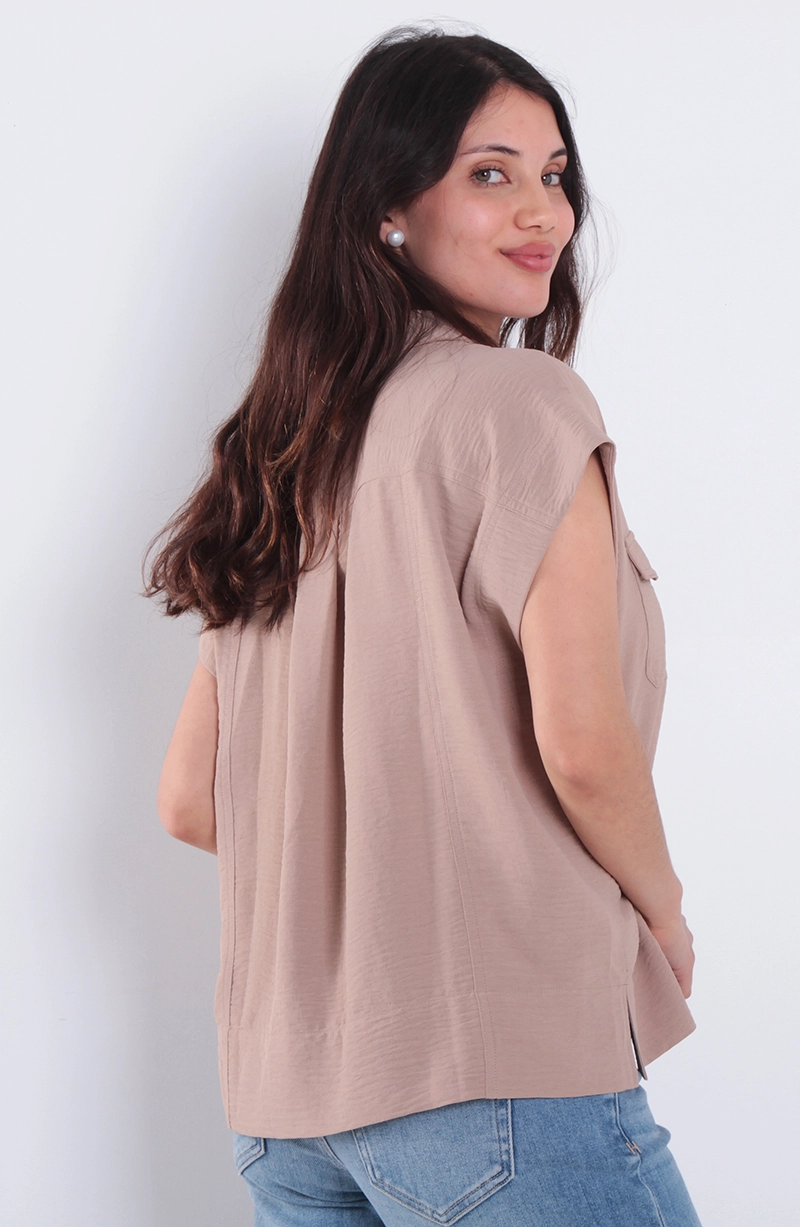 BLUSA MANGA CORTA ABOTONADA EN DELANTERO CON BOLSILLOS - 4
