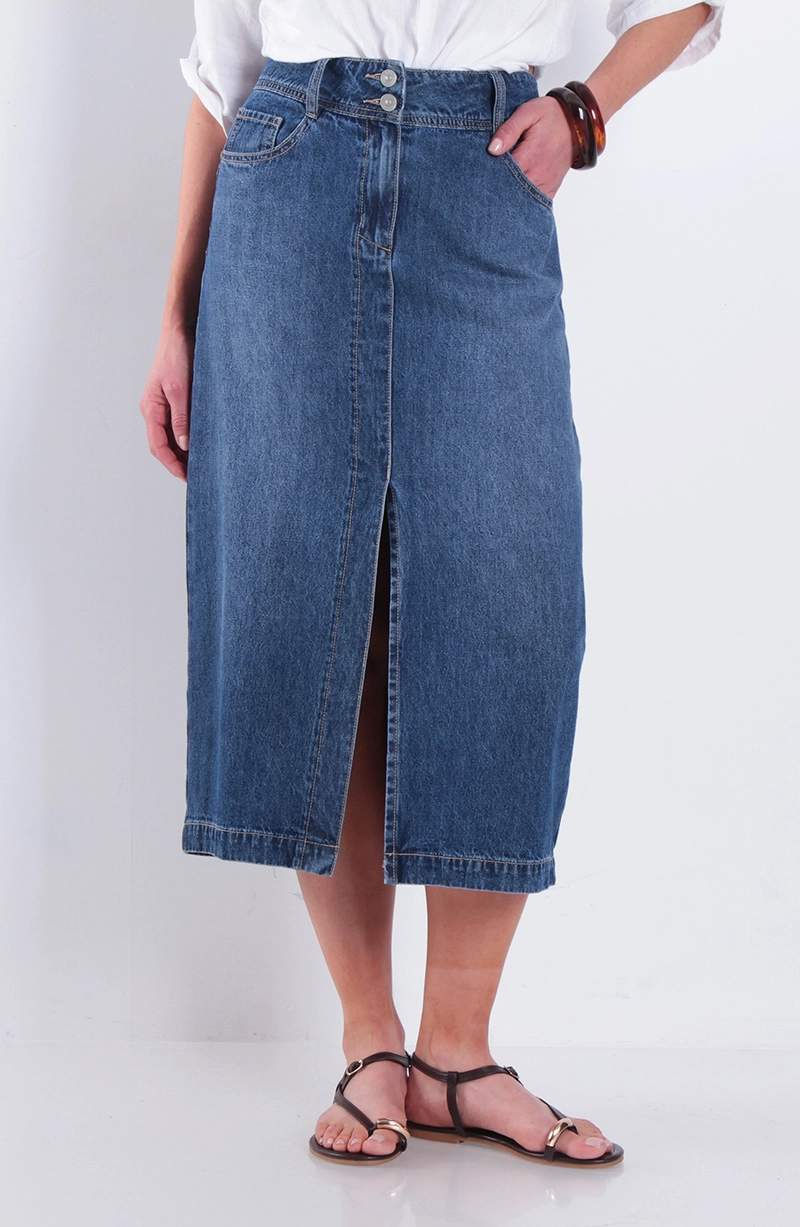 FALDA DENIM PRETINA MEDIA CON ABERTURA EN DELANTERO - 1