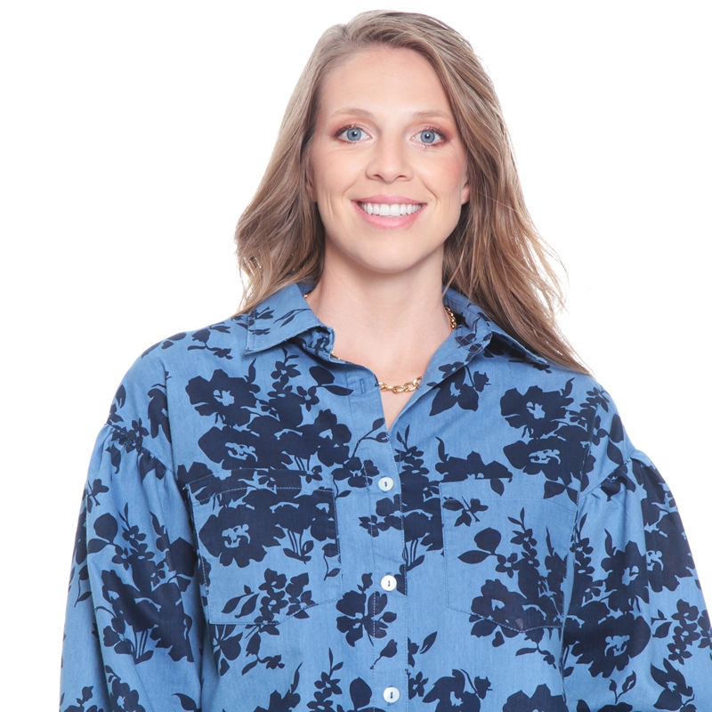 BLUSA MANGA LARGA DENIM ESTAMPADO ABOTONADA EN DELANTERO - 1