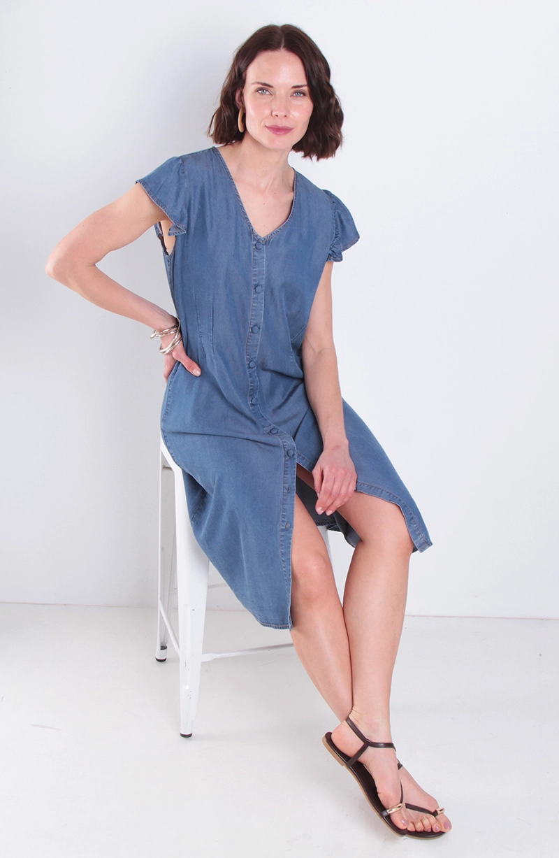 VESTIDO TENCEL MANGA CORTA ESCOTE V ABOTONADO EN DELANTERO - 3