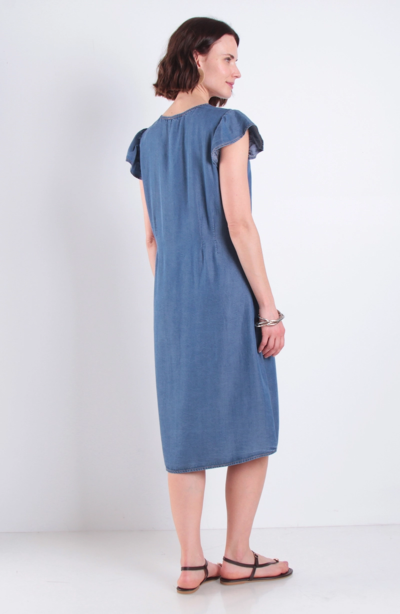VESTIDO TENCEL MANGA CORTA ESCOTE V ABOTONADO EN DELANTERO - 4