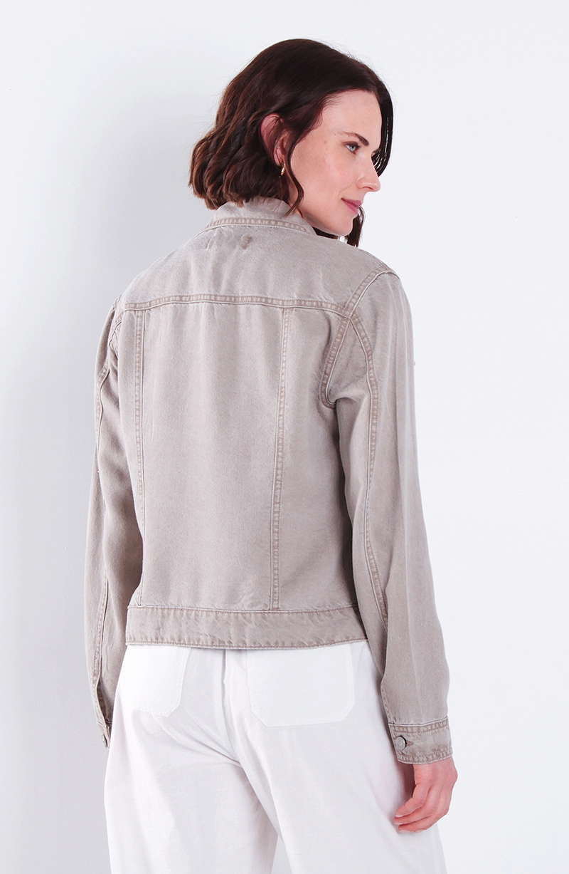 CHAQUETA LYOCELL MANGA LARGA ABOTONADA EN DELANTERO - 4