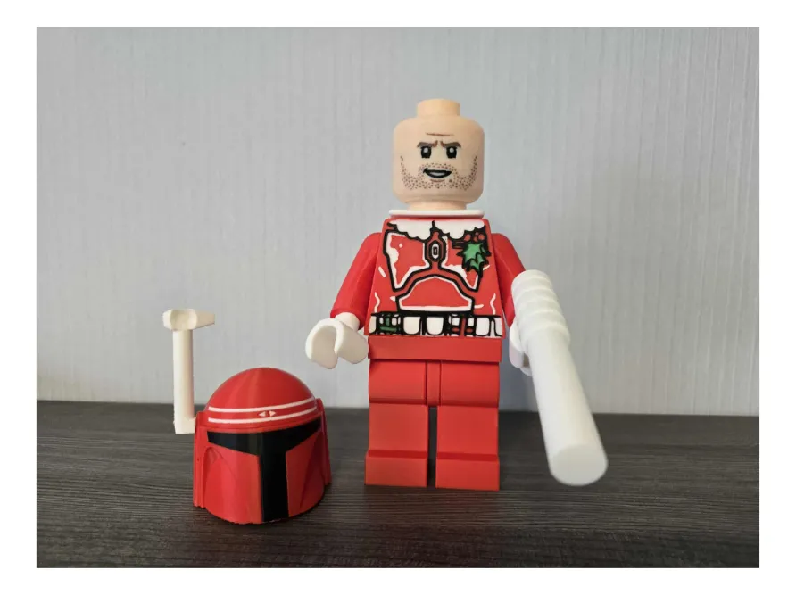 MANDALORIAN EDICION ROJA DE NAVIDAD - FIGURA NAVIDEÑA - 3