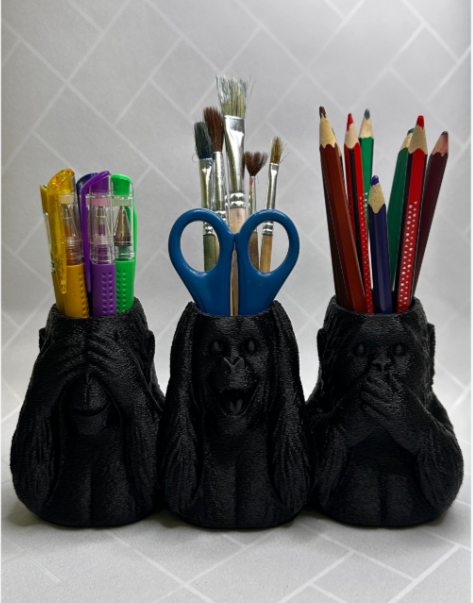ORGANIZADOR DE LAPICES TRES MONOS - 1