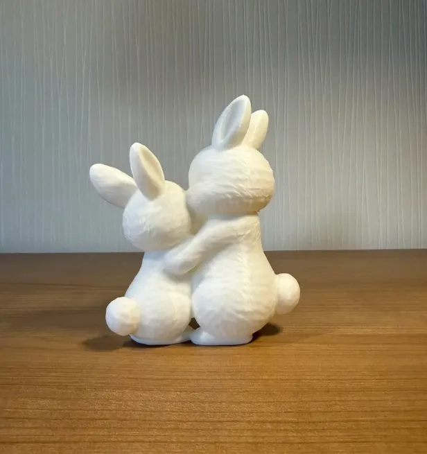 FIGURA DECORATIVA - CONEJOS TIERNOS ABRAZANDOSE - 3
