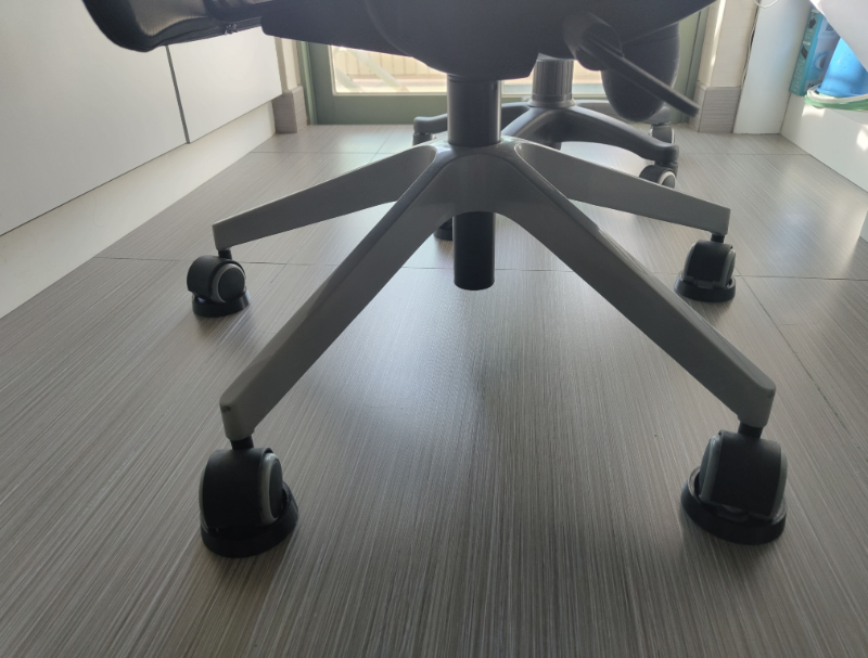 TOPE PARA RUEDAS DE SILLA DE OFICINA (5 UN) - 2