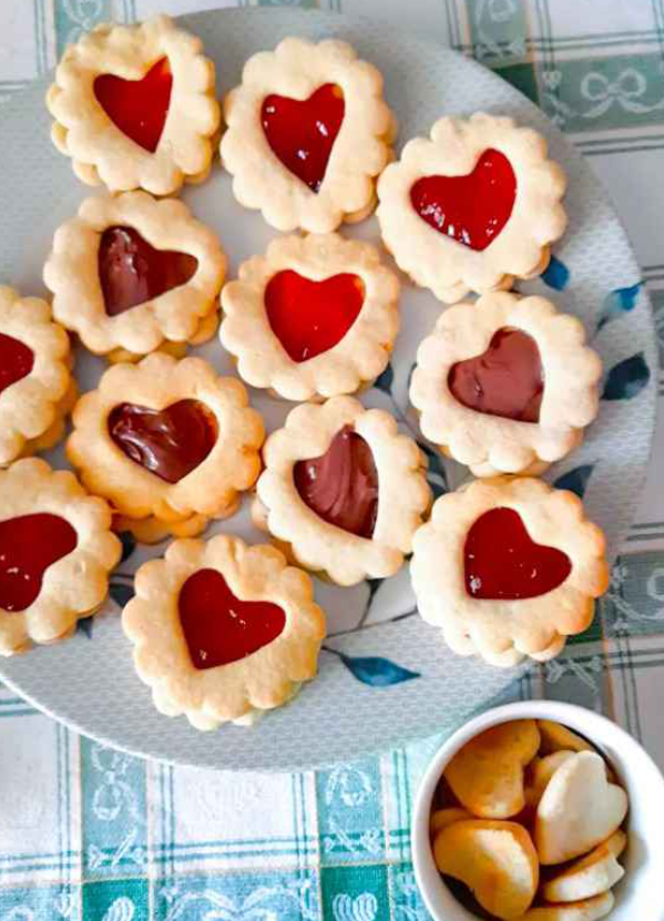 CORTADOR DE GALLETA - CORAZON EN FLOR - 2